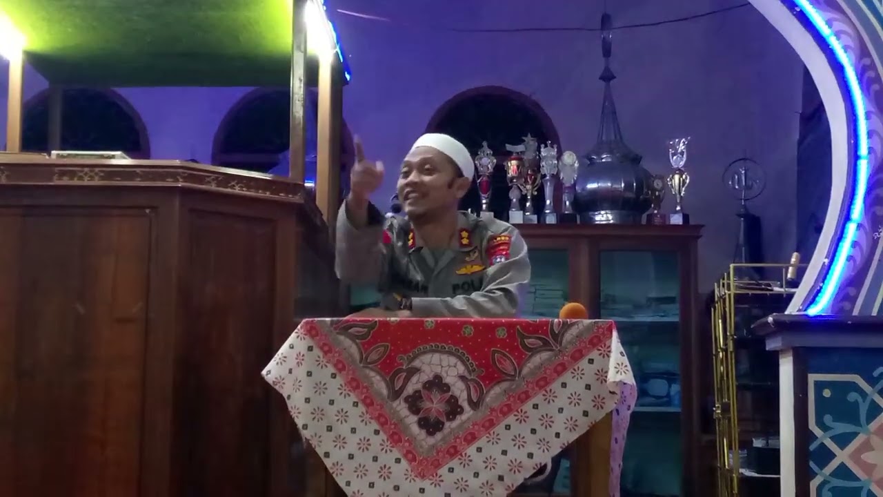 GERAKAN SUBUH BERJAMAAH POLRES TANAH DI MASJID BAITUSSALAM BALIMBING RAMBATAN 