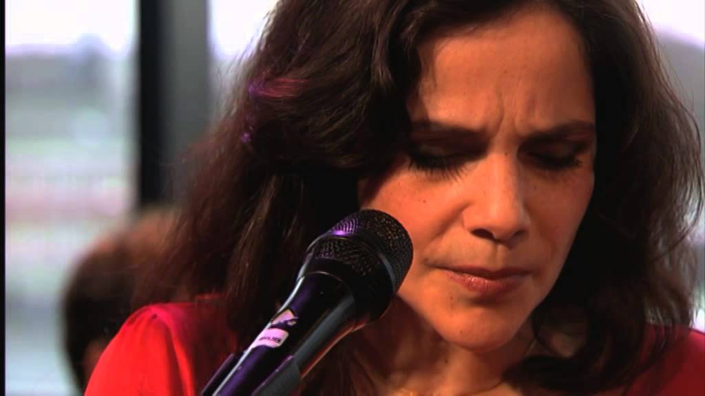 CARLA PIRES - MEU AMOR, MEU AMOR