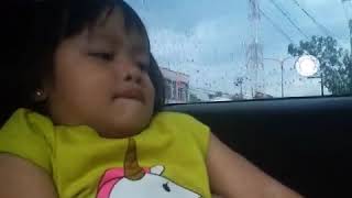 Nadhiraa.. Kalau Tidak Bundar.. Bundar Topi Saya...