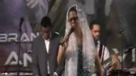 DEBORA MARTINEZ EN VEGA BAJA, PR