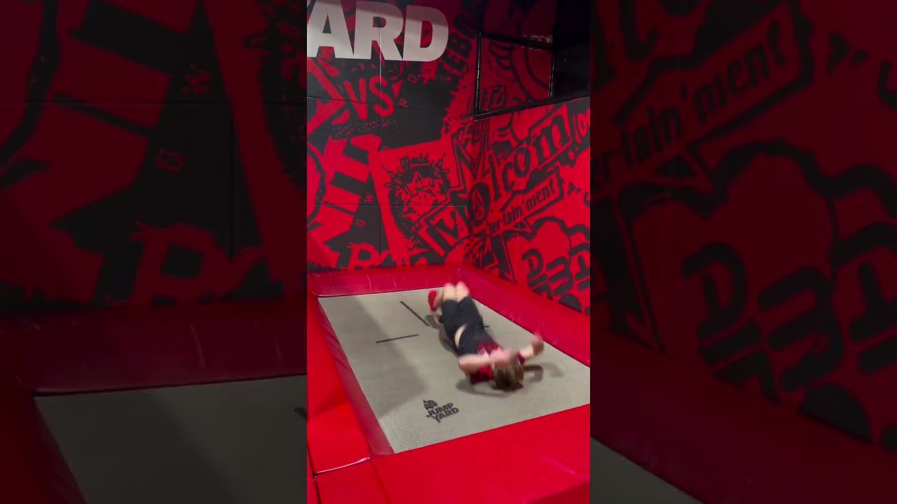 Såhär ser studsmattan dig när du hoppar🤯