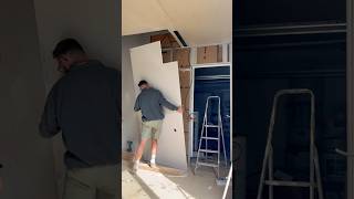 Place à la chape maintenant !!#autoconstruction #maisonneuve #reno #plaquiste #garage