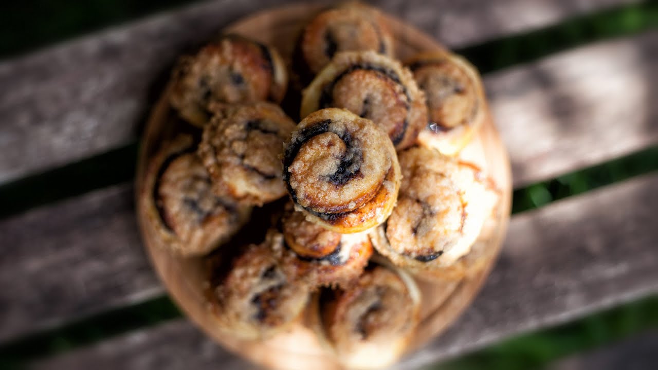 Plum Butter Rolls - Babeczki Sliwkowe - Recipe #182