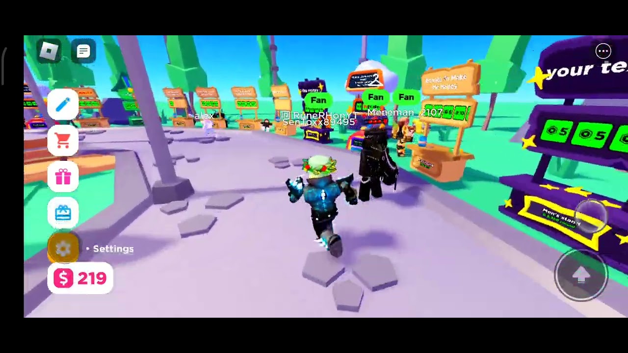 Tiny robux giveaway in pls donate - YouTube