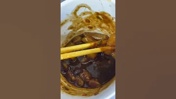 Настоящая корейская кухня / Токпокки - рисовые палочки, популярная уличная еда