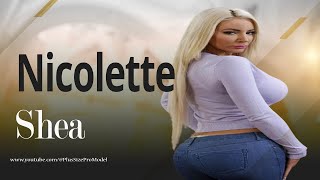 August Taylor Vs Nicolette Shea Curvy Models Beautiful Fashion Model