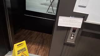 Epic Fail! Broken Dover hydraulic elevator at Paradise Grills, International Plaza, Tampa Florida 