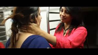 New Dilhi Metro Indian Women