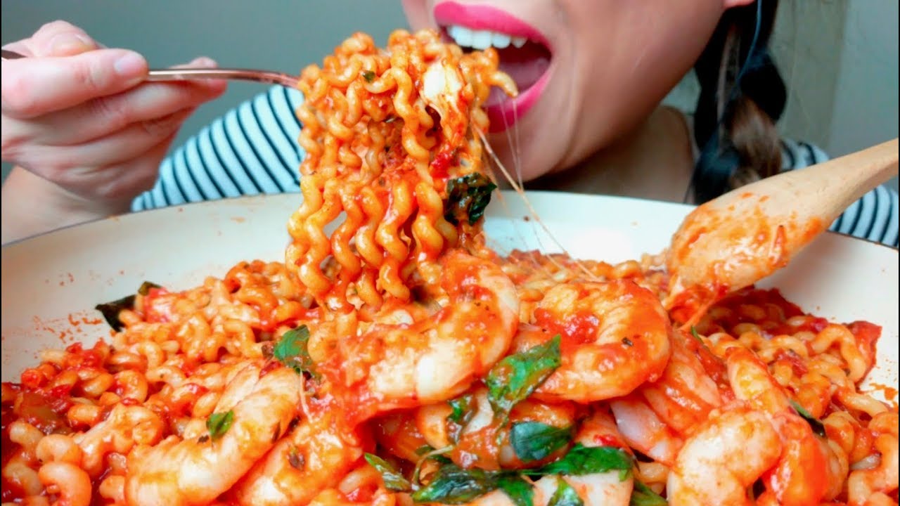 ASMR Cheesiest Shrimp Fusilli Bucatini Pasta Noodles 🍝🦐🧀 *No Talking* suellASMR