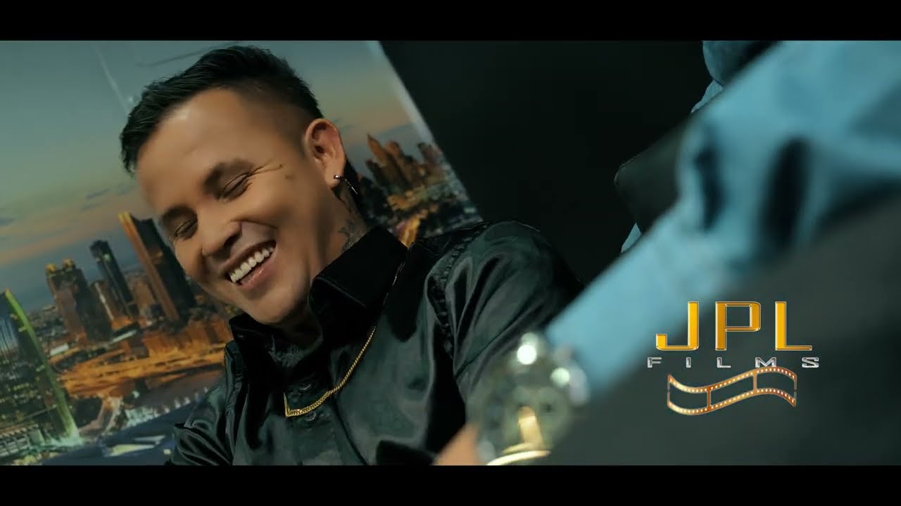 Watch LA TAREA - ANDRÉS AVENDAÑO Ft EDILBERT PÉREZ (Video Oficial) on YouTube Watch LA TAREA - ANDRÉS AVENDAÑO Ft EDILBERT PÉREZ (Video Oficial) on YouTube