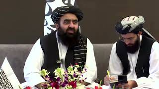 Dozens killed in Pakistan-Afghanistan clashes, border closed | REUTERS
