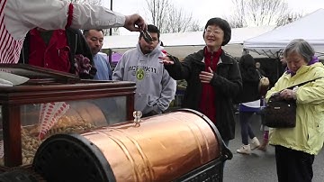Vintage peanut roaster brings vendor