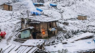 Surviving Shepherd Life in One Of The Coldest Regions Of Nepal |A Snowy Freezing Winter Village intr
