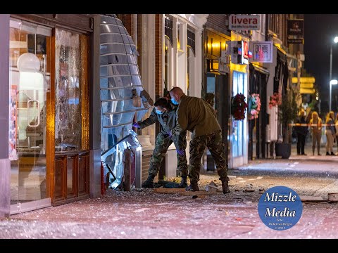 Ravage na plofkraak op juwelier aan de Padjedijk in Purmerend