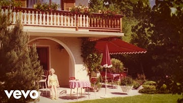 The Slow Show - Ordinary Lives