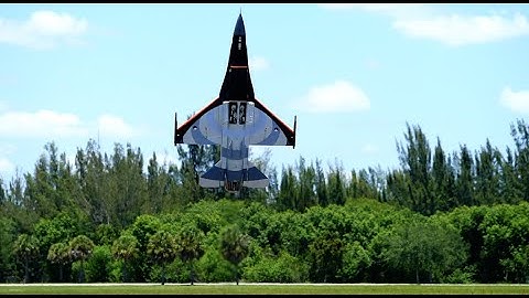 Can a full-scale F-16 do this? Why not? Thrust-to-Weight ratio of F-16 is ~1.1 compared to RC~ 1.5.