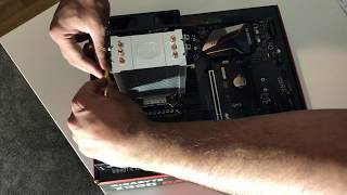Installing the Cooler Master Hyper TX3 Cooler for the Intel i7 9700K | Amazing computer build pt. 6