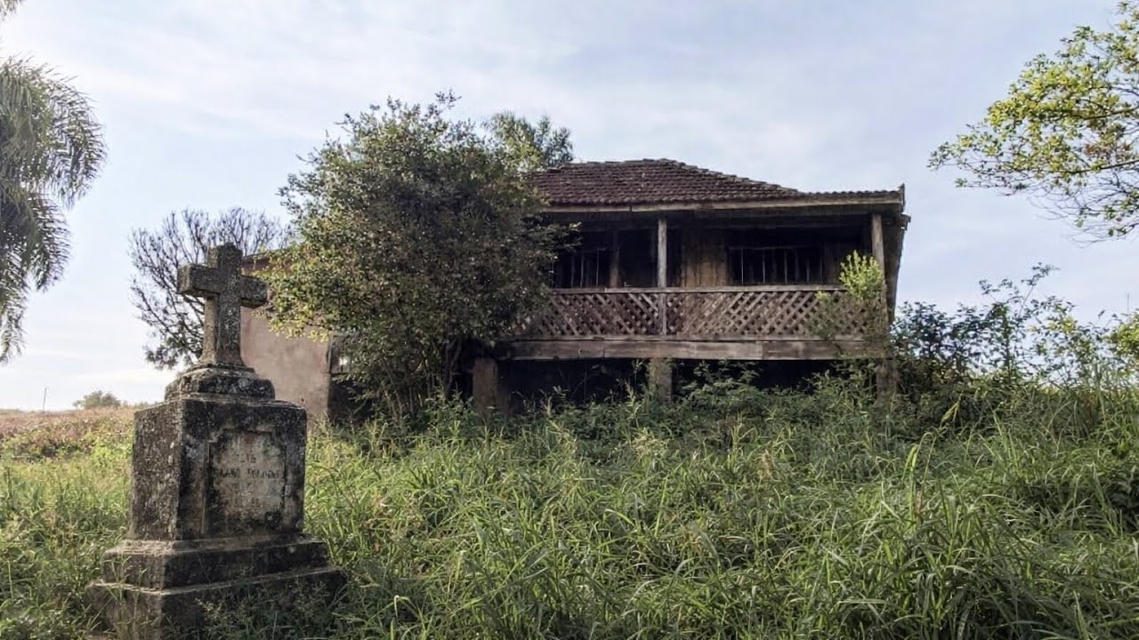 Homem Deixou a Esposa Dormindo e Saiu Sozinho Durante a Noite, e Acabou Perdendo A Cintura Pra Cima