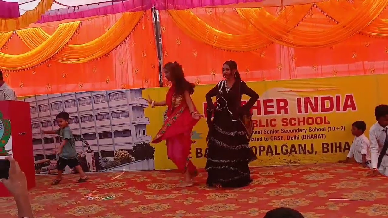 radaha teri chunri song mother India public school occupation on 15 August