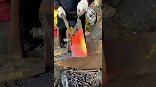 Shaping Heated Metal with Precision Using Traditional Forging Techniques on an Anvil #shorts