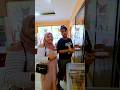 Fariz sm mama mau es krim rumah makan padang hh #shorts