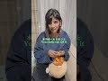 金柑を初めて食べたインド人の反応