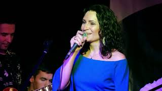 ,, Po prostu bądź ,,  cover   zespołu Maanam w wykonaniu Kingi Jędrzejek i zespołu Ballabard