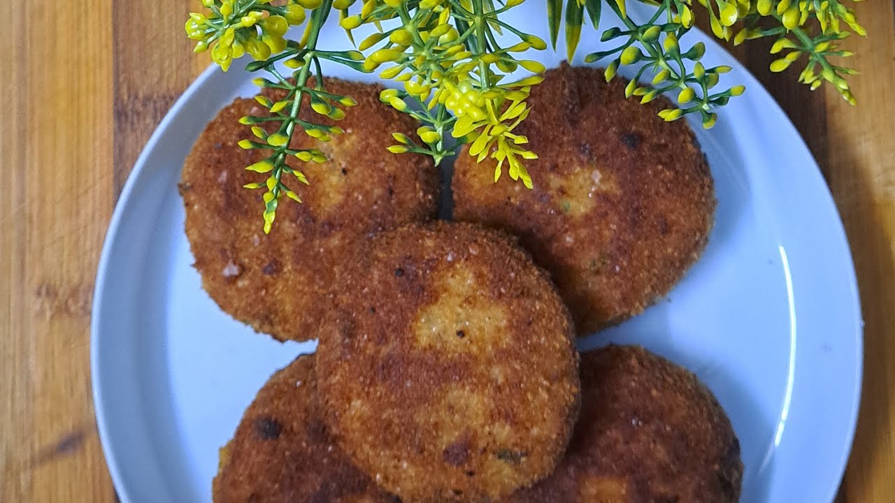 Tuna Fish Cutlet With Achari Mayonnaise Dip - Indian Spicy Fishcake - Easy Breakfast/Snack Recipe
