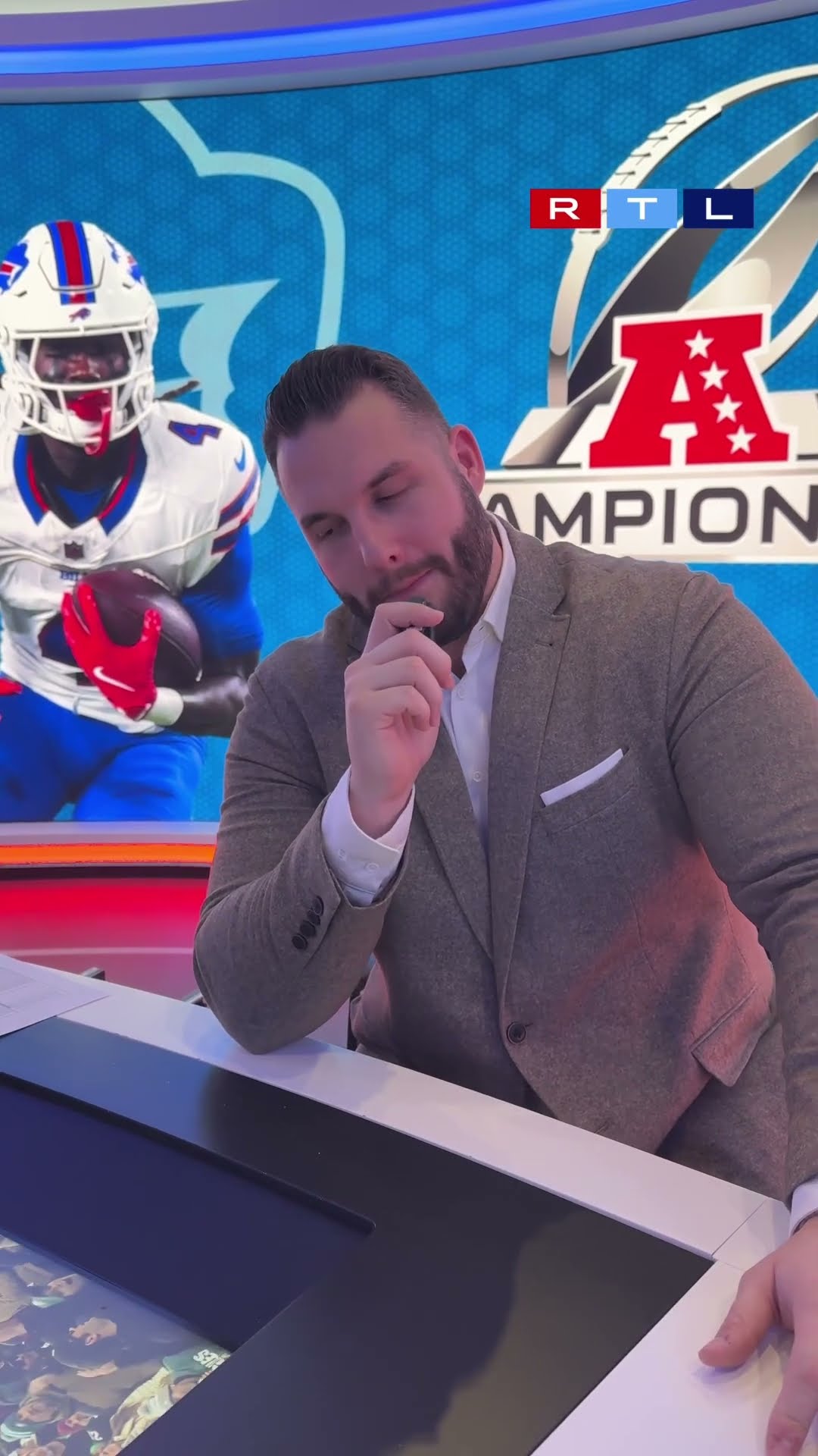 Wofür würdet ihr euch entscheiden??Alle Playoff Spiele bei RTL \u0026 auf RTL+ #football #rtlnfl #co