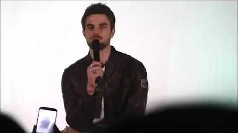 Nathaniel Buzolic panel at Bloody Night Con 2016 Barcelona