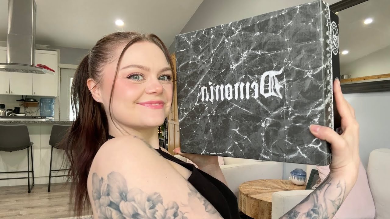 DEMONIA sandals!!! Review//try on//Literally OBSESSED