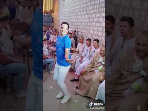 انا ابني ب 100 راجل