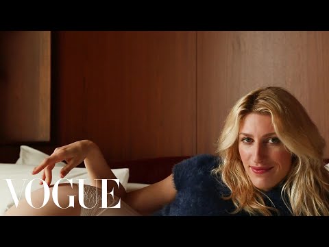 Karley Sciortino Found Unidentified Panties in Her Boyfriend’s Bed | Sad Hot Girls | Vogue