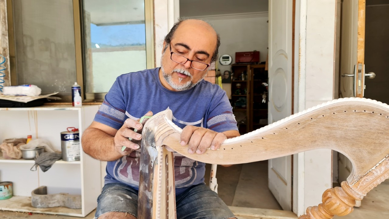 🔥 From Wood and Noise to Harmony – The Birth of a Harp