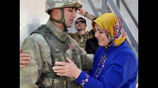 Sınırda Nöbet Tutan Mehmetçiğe Anneler Günü Sürprizi