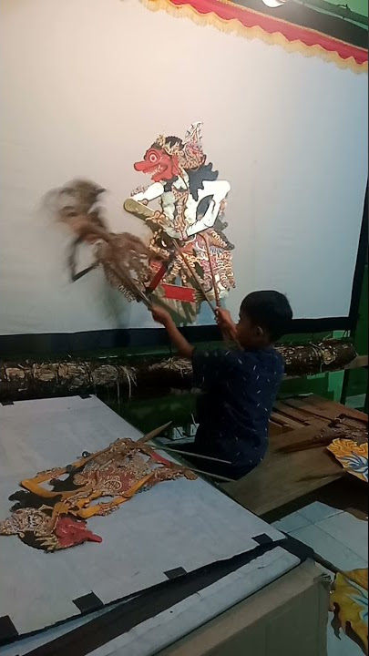 Gatotkaca vs Patih Skepu