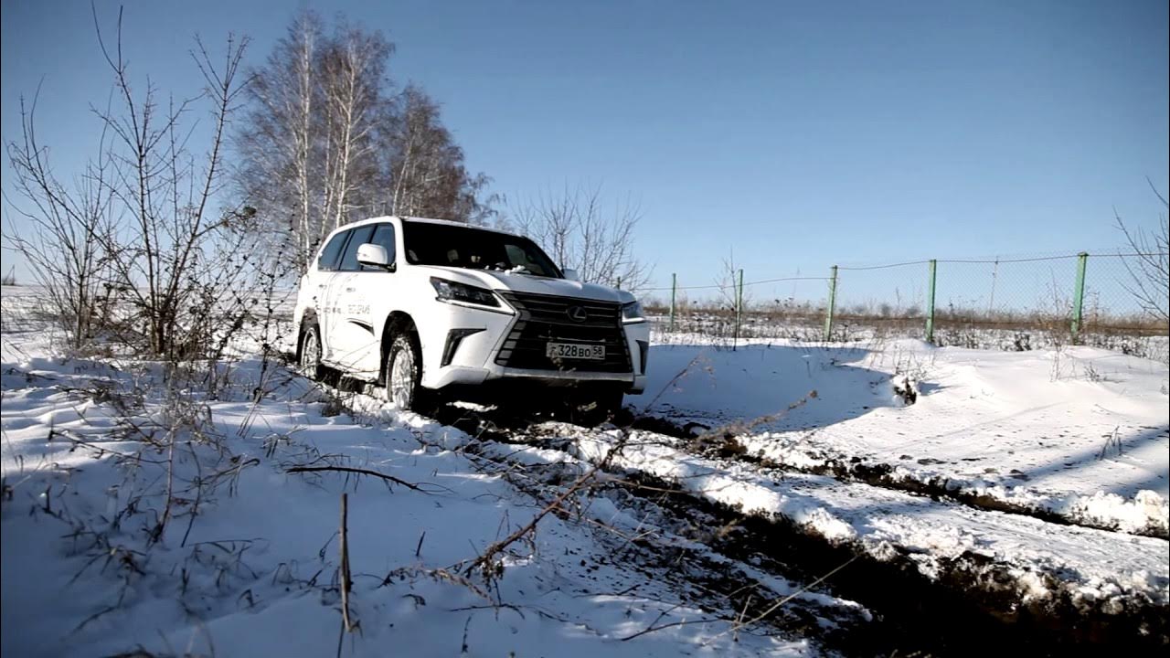 Лексус 570 из салона ночь зима