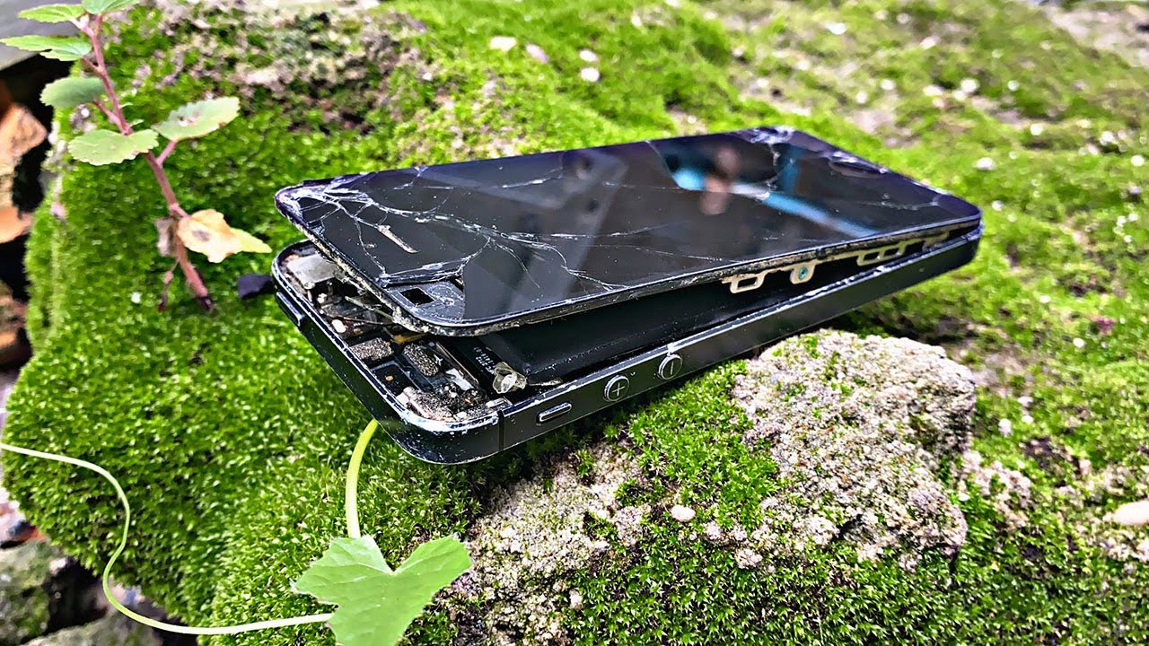 Destroyed Phone Restoration Restore iPhone 5 Rebuild Broken Phone