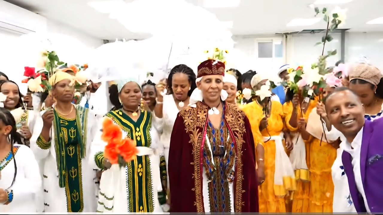 מסיבת   יום הולדת אמא אבוסנט