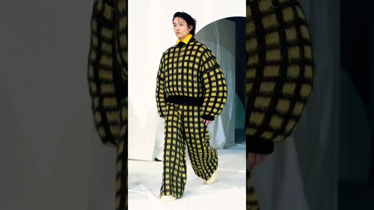 MARNI F/W 2023 'Traveling Show' 