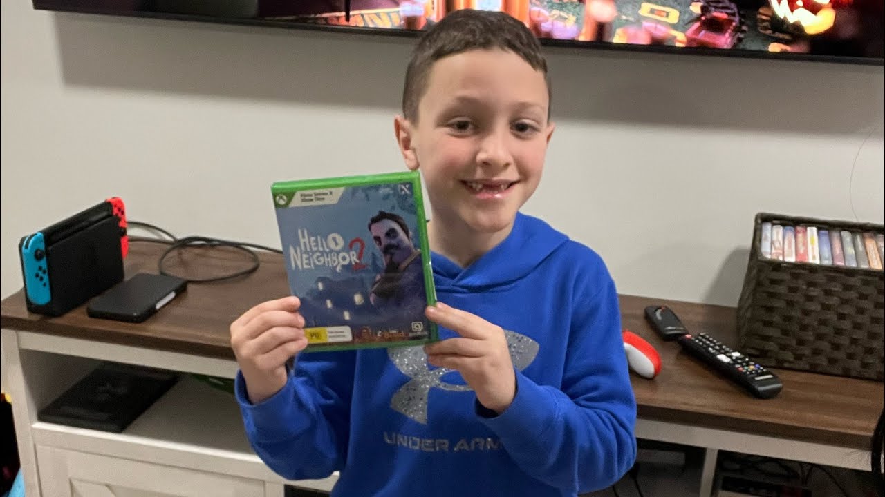 Xander plays Hello Neighbor 2 part 2! - YouTube