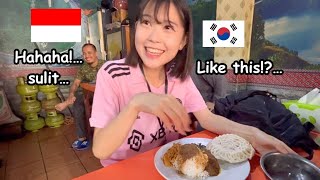 I try to eat nasi padang with Hands like Indonesian! 🇮🇩