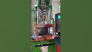 2 Pins plug power cord making 45Tons vertical plastic injection molding machine (JY-450ST)