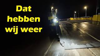 Download Lagu Nachtelijke overtocht met een veerpont- drama op het water? MP3