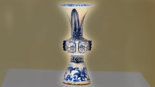 [Antique Appreciation]Yuan Dynasty Blue-and-white Gu Cups with Banana-leaf Design