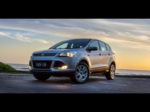 Video: 2013 Ford Escape -in farasını necə dəyişirsiniz?