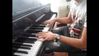 Amy Winehouse - Back To Black Piano Cover chords