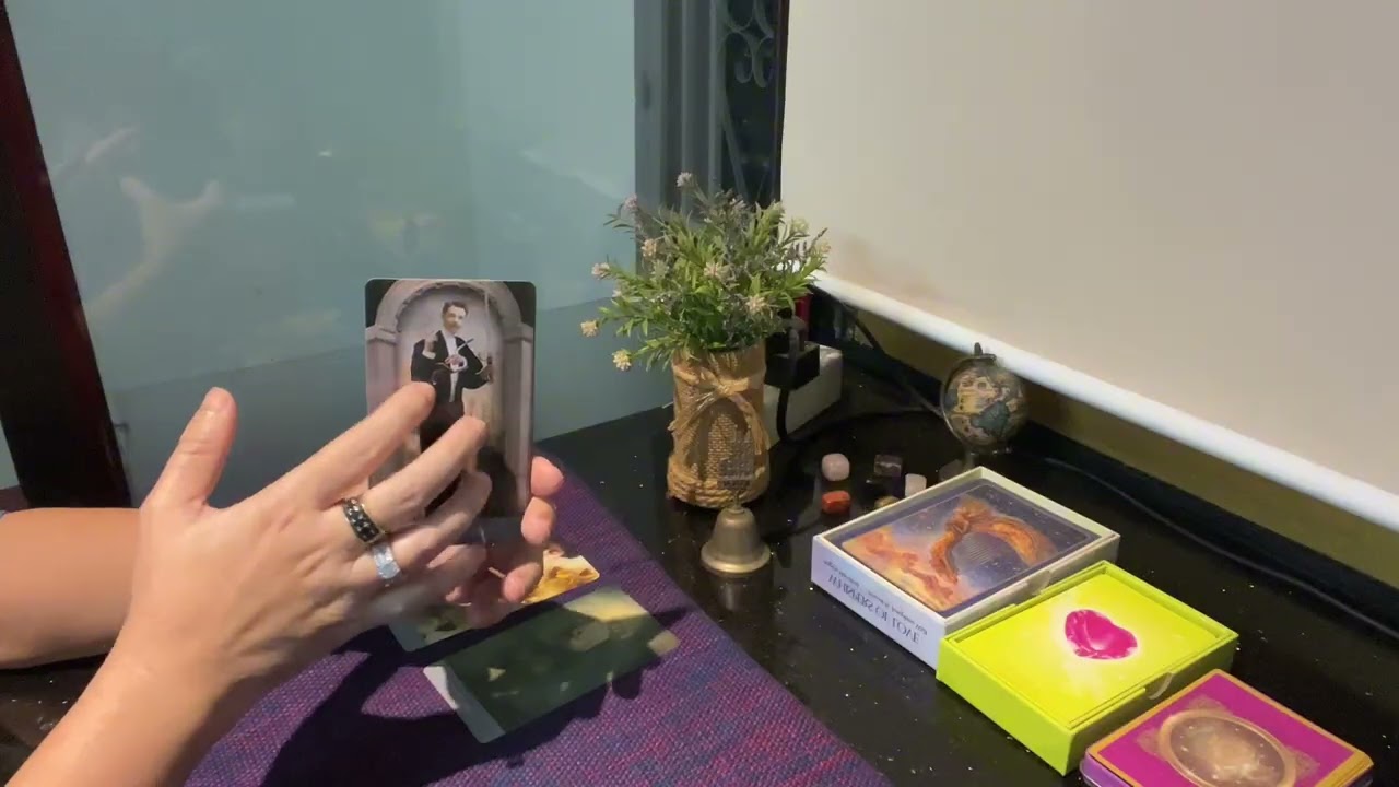 TÌNH YÊU ĐẾN VỚI BẠN KỊP LÚC 🫣 VÀ MANG THEO CHO BẠN NHIỀU SỰ BẤT NGỜ 😯