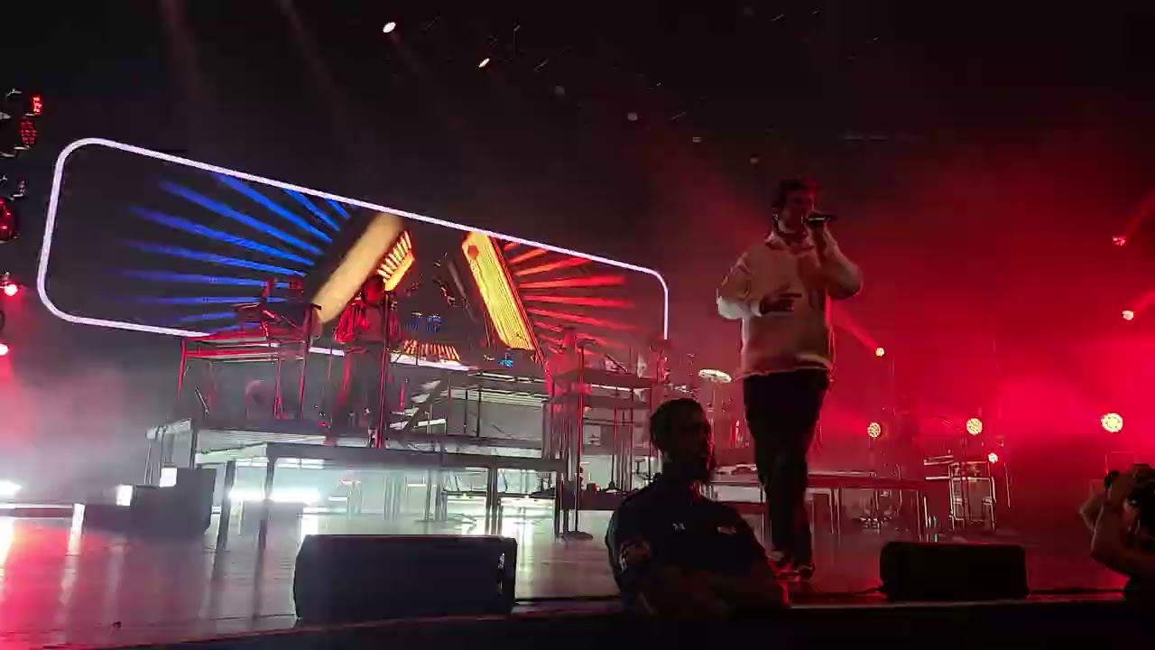 Bastille- Distorted Light Beam [Met Philly 6/15/22]