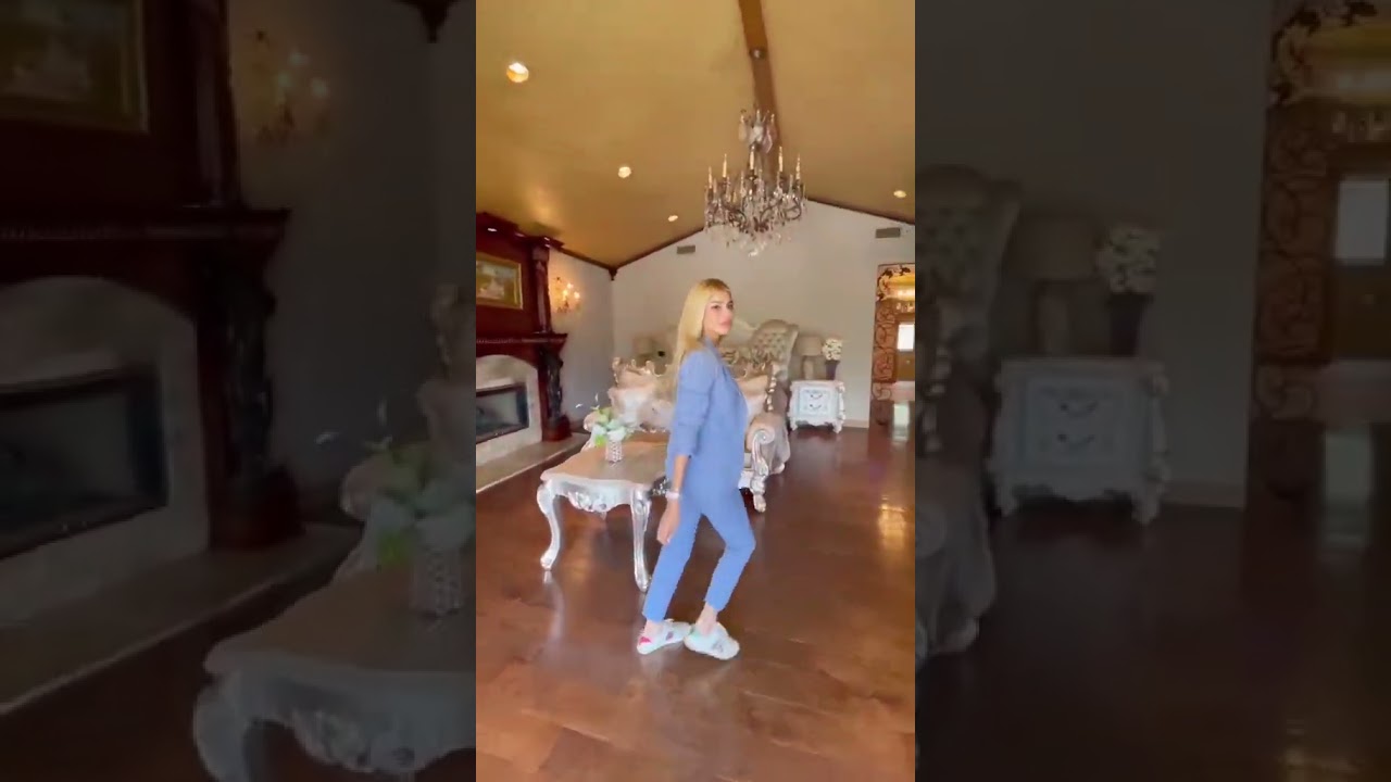 Kim Kardashian's 🏠 4 sale 😍 ♥️ 